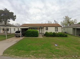 1009 Jet Dr, Midwest City, OK 73110