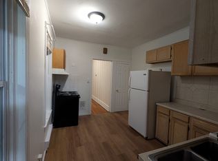 810 N 6th St APT 1, Allentown, PA 18102