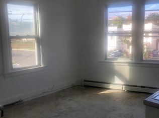 772 State St, Perth Amboy, NJ 08861