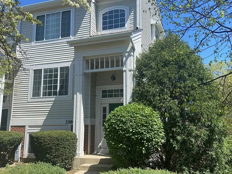 3366 Ravinia Cir #3366 — Photo 2