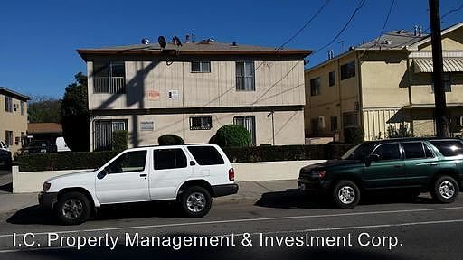 2nd image of 6634 Woodman Ave APT 5