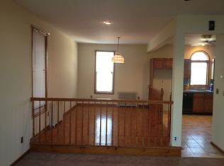 849 7th St, Secaucus, NJ 07094