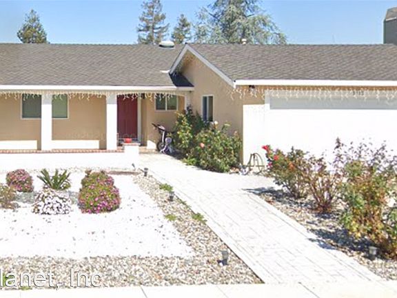 2nd image of 3118 Glen Alto Ct