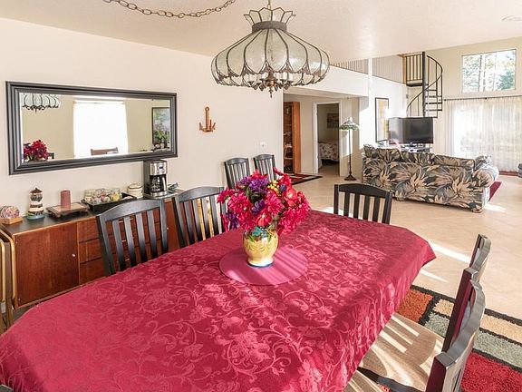 5th image of 16954 Ferry Creek Hts