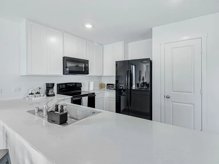 803 Sandhill Crane Ln — Photo 53