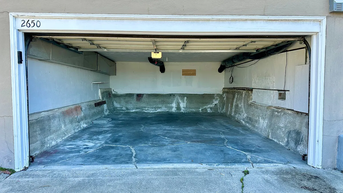 Building Photo - 2650 Tassajara Ave