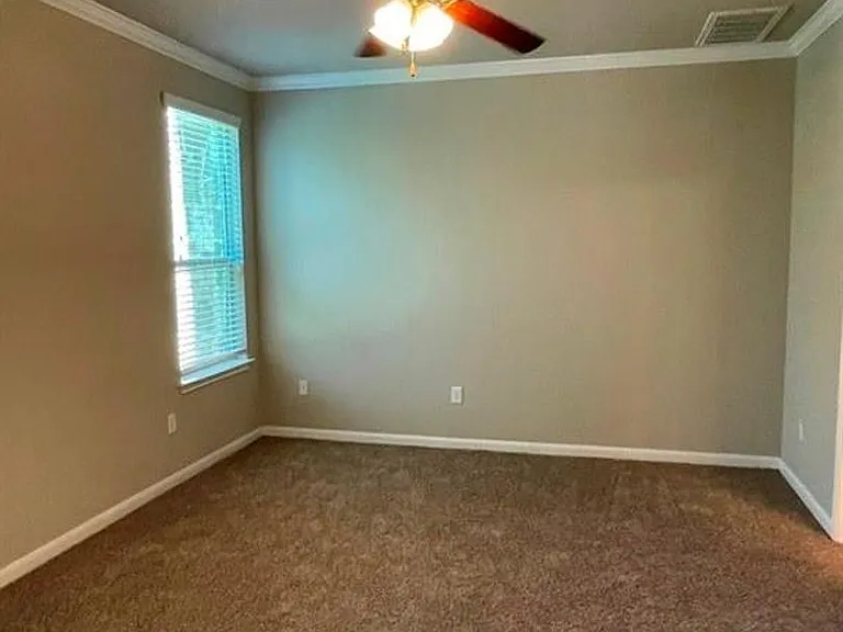 400A Hummingbird Ln — Photo 9