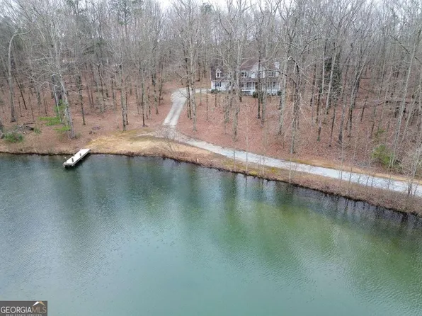 1722 Luther Bailey Rd, Senoia, GA 30276