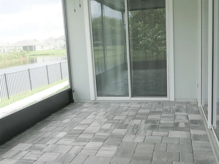375 Great Lakes Ct — Photo 39