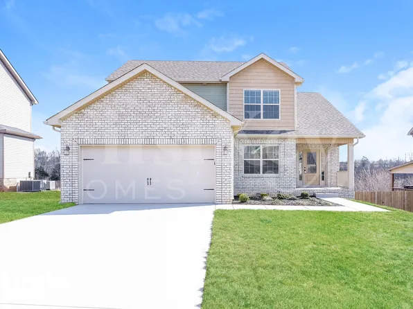 709 Banister Dr, Clarksville, TN 37042