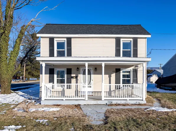 116 Lewis Ave, Elkton, VA 22827