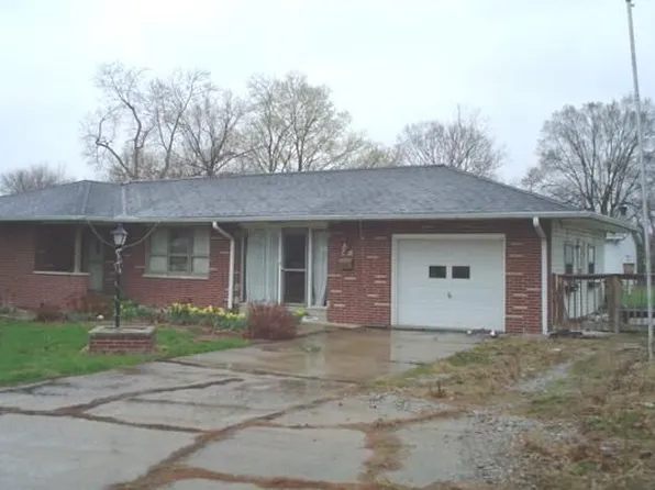 445 Cherry St, Clinton, IN 47842