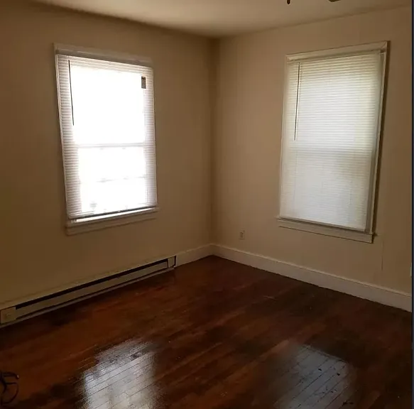 306 Saint Claire Ln — Photo 5