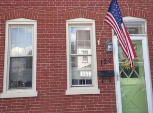 120 N 8th St, Columbia, PA 17512