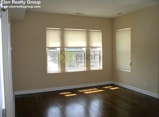 1555 W Olive Ave APT 1W, Chicago, IL 60660