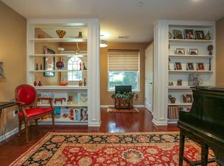 33 Harbor Pointe Dr, Haverstraw, NY 10927