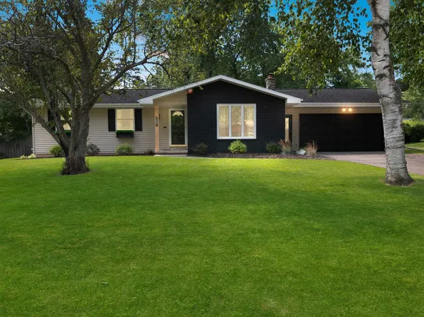 2641 Kenhill Dr, Green Bay, WI 54313