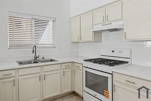 8725 W Flamingo Rd #132 — Photo 11