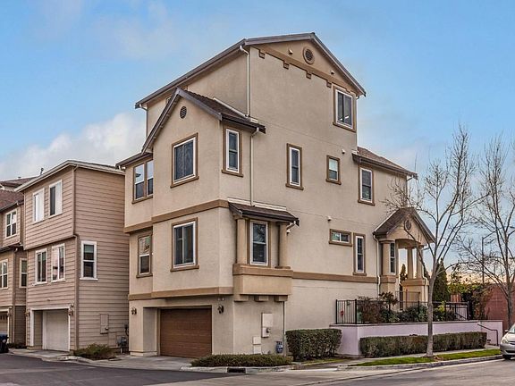 3rd image of 1600 Salamoni Ct