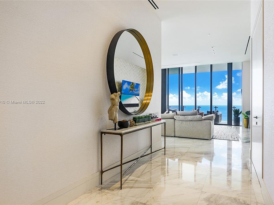 1st image of 17141 Biscayne Blvd #3901