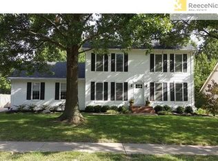 1000 SE 5th Ter, Lees Summit, MO 64063