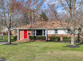 7823 Yorktown Dr, Alexandria, VA 22308