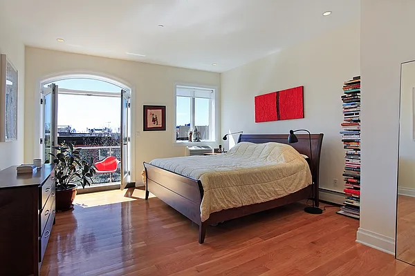 Sold by Corcoran | media 19