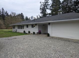 1736 W Beach Rd, Oak Harbor, WA 98277