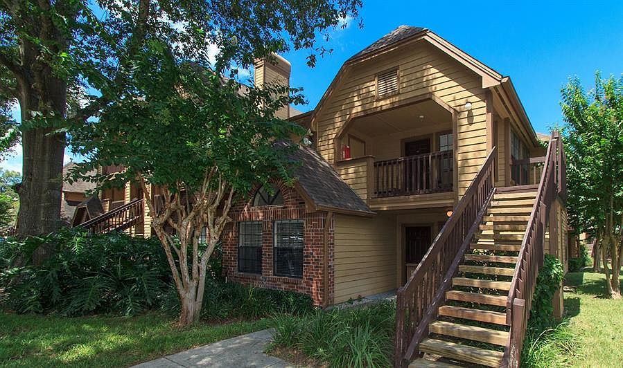 1st image of 340 Forestway 108 Cir