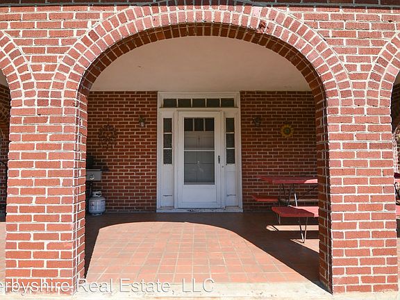 4th image of 4629 Campbell Ave