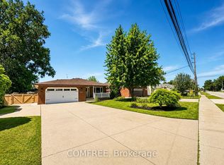 6310 Matchette Rd, Lasalle, ON N9J2J7