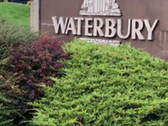2nd image of 1557 E Waterbury Dr Unit C