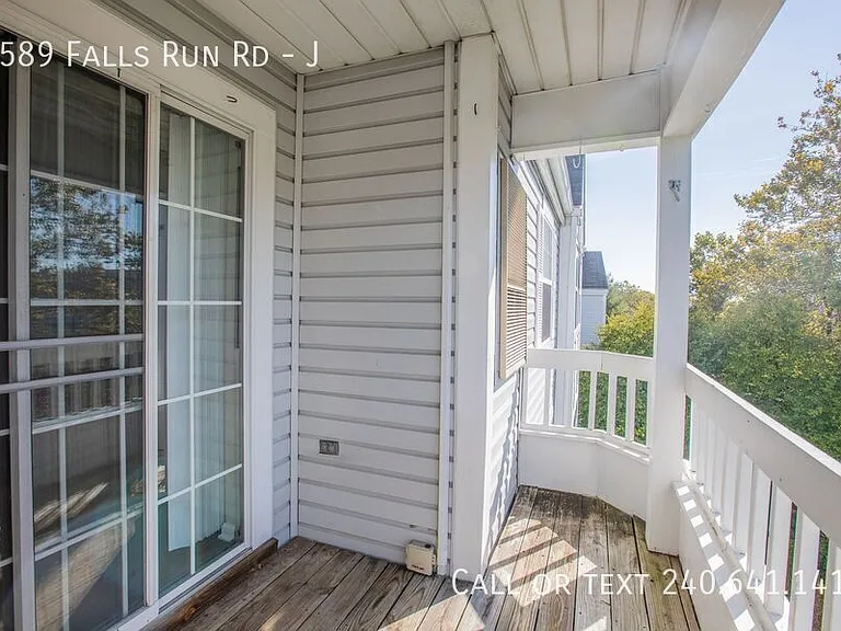 8589 Falls Run Rd #J — Photo 11