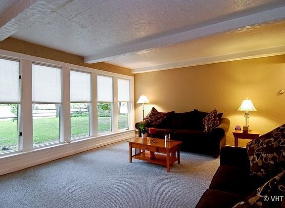 2nd image of 1040 S Columbine Ave