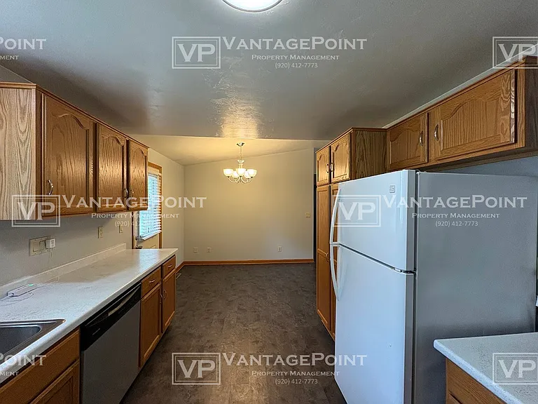 1130 Shepherds Path — Photo 4