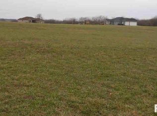 720 Timber Ridge Rd, Mechanicsburg, IL 62545