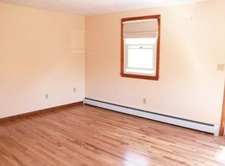 8 Rochelle St #A, Auburn, MA 01501
