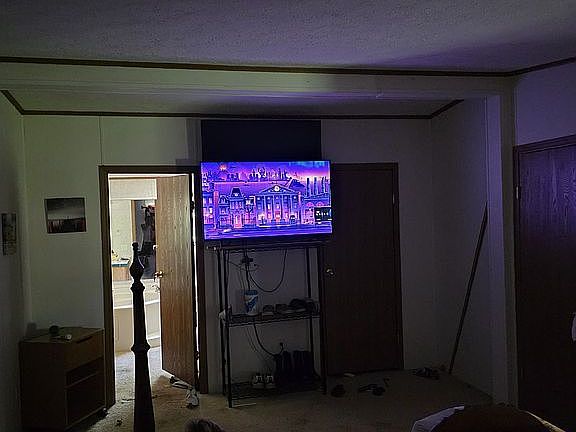 4th image of 420 Dairy Rd