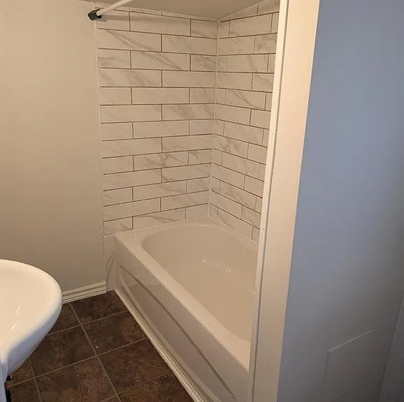 1335 Marentette Ave #UPPER — Photo 5
