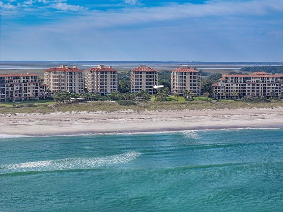 2nd image of 1725 Dunes Club Pl #1725