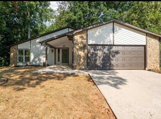 7424 Lawyers Station Dr, Mint Hill, NC 28227