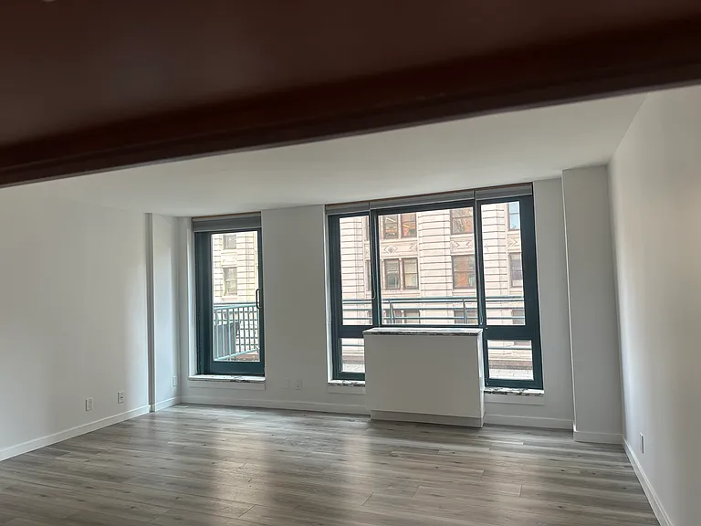1 Irving Pl #G7J — Photo 5