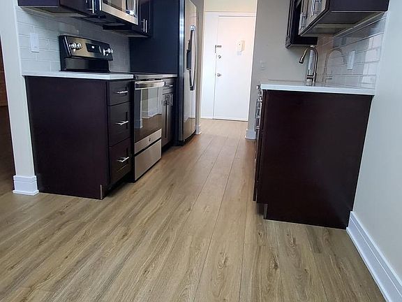 4th image of 5600 Hillcrest Ln APT 130