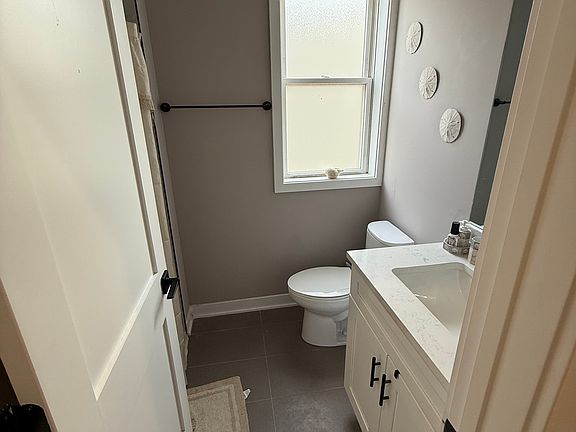 4th image of 3528 W Belden Ave #2