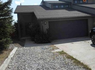 213 Marble Dr, Evanston, WY 82930