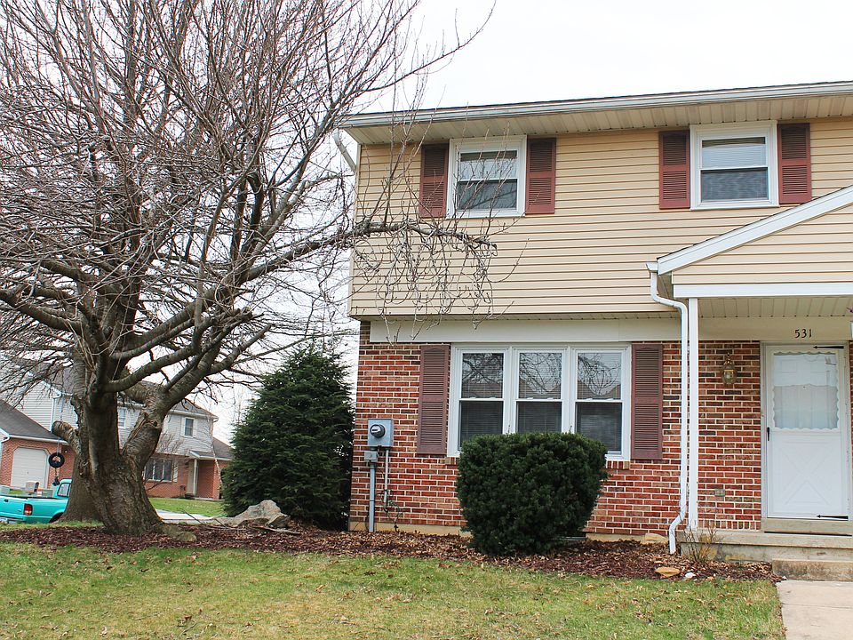 2nd image of 531 Linden St