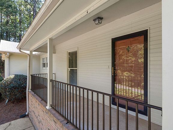 4th image of 1726 Big Mountain Dr