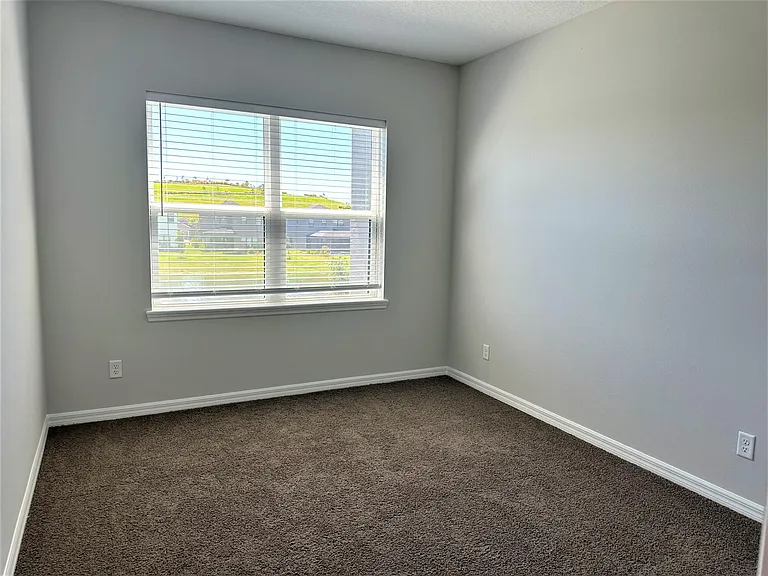 6412 Grandview Hill Ct — Photo 13