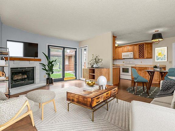 4th image of 12563 Alder St NW