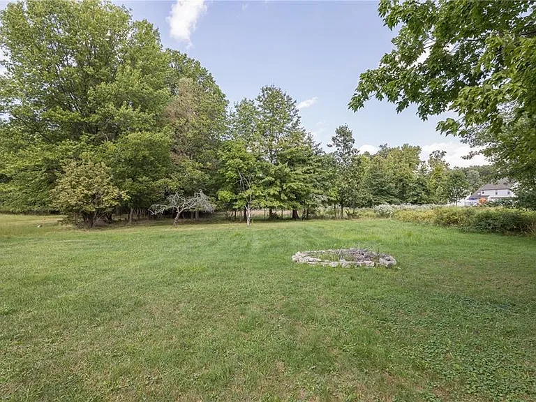 24777 Highland Rd — Photo 24